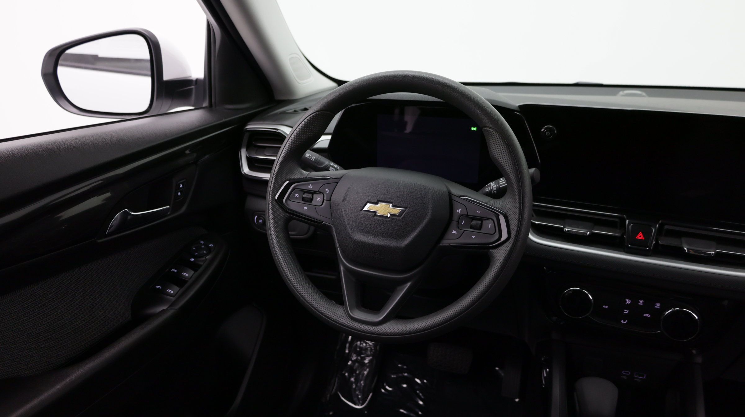Used 2026 Chevrolet TrailBlazer LT FWD image 30