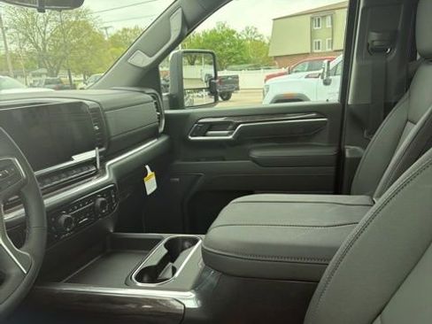 New 2026 Chevrolet Silverado 3500 LTZ w/ LTZ Plus Package AWD/4WD image 8
