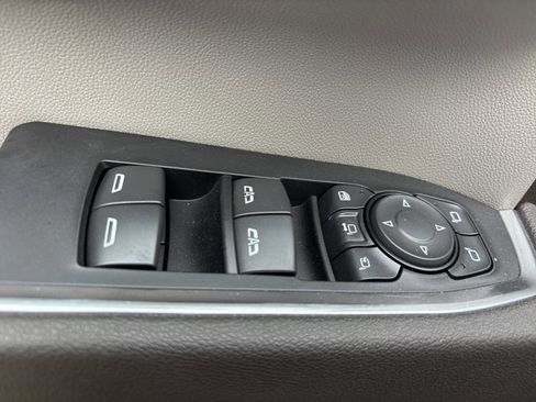 New 2025 GMC Sierra 2500 SLT w/ SLT Premium Package image 26