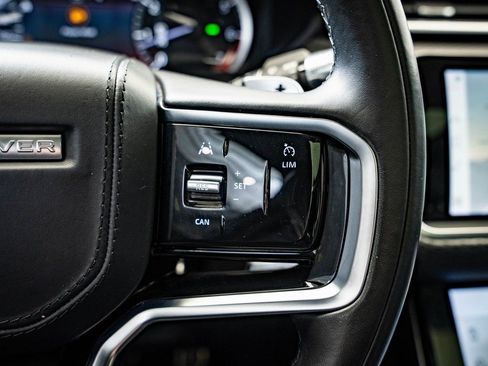 Used 2022 Land Rover Range Rover Velar R-Dynamic S image 25