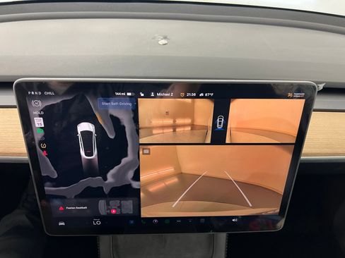 Used 2025 Tesla Model Y Performance image 27