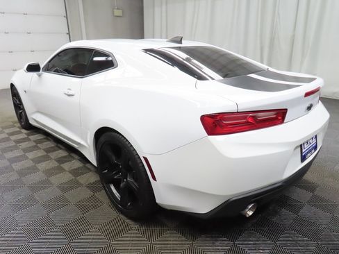 Used 2018 Chevrolet Camaro LT RWD image 6