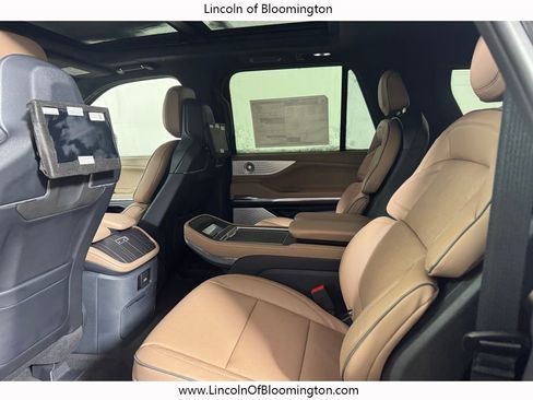 New 2025 Lincoln Navigator L Black Label image 63