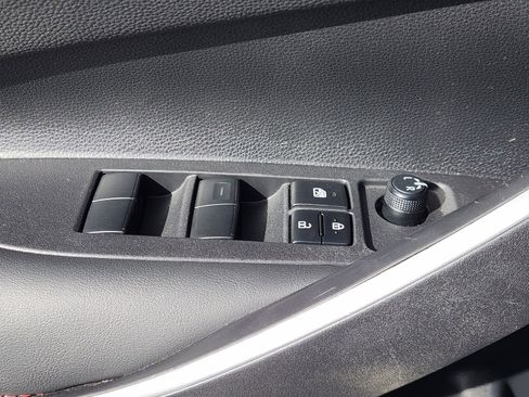 Used 2024 Toyota Corolla SE image 28