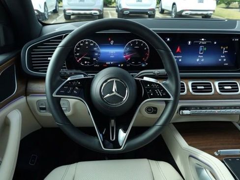 Used 2026 Mercedes-Benz GLE 350 4MATIC image 11