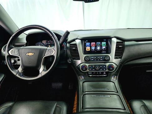 Used 2019 Chevrolet Suburban Premier AWD/4WD image 30