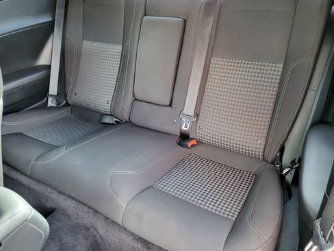 Used 2018 Dodge Challenger R/T w/ Blacktop Package image 9