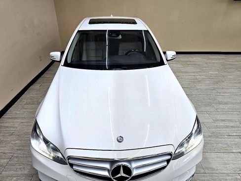 Used 2016 Mercedes-Benz E 350 Sedan image 4
