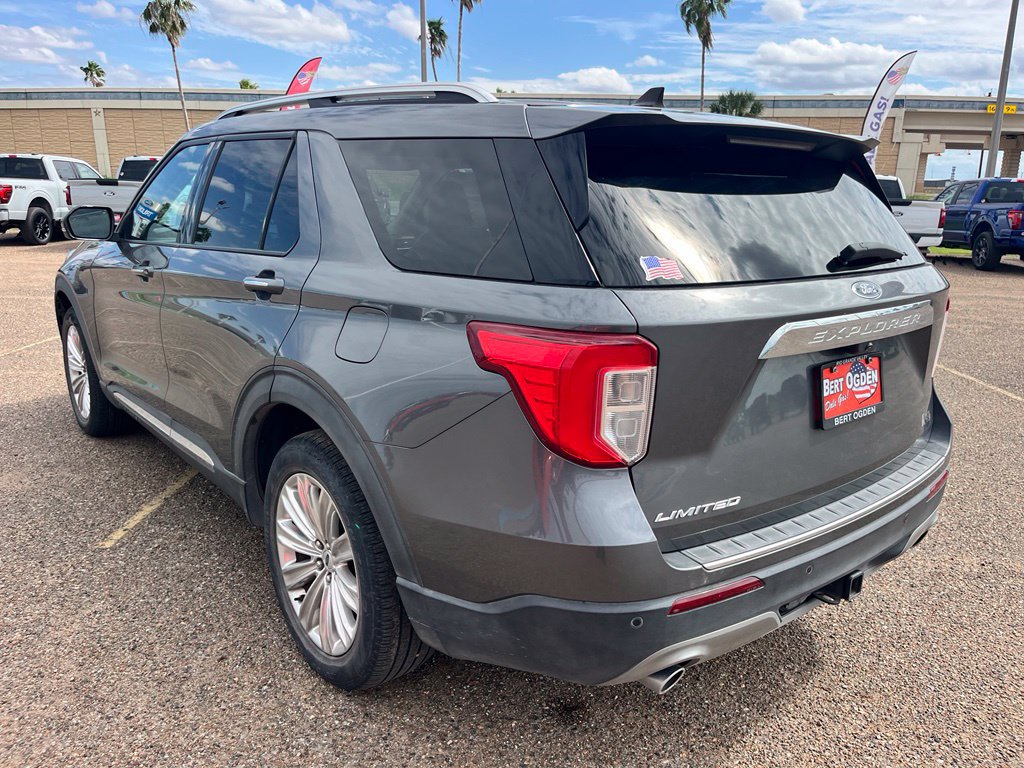 Used 2023 Ford Explorer Limited w/ Limited Technology Package RWD image 4