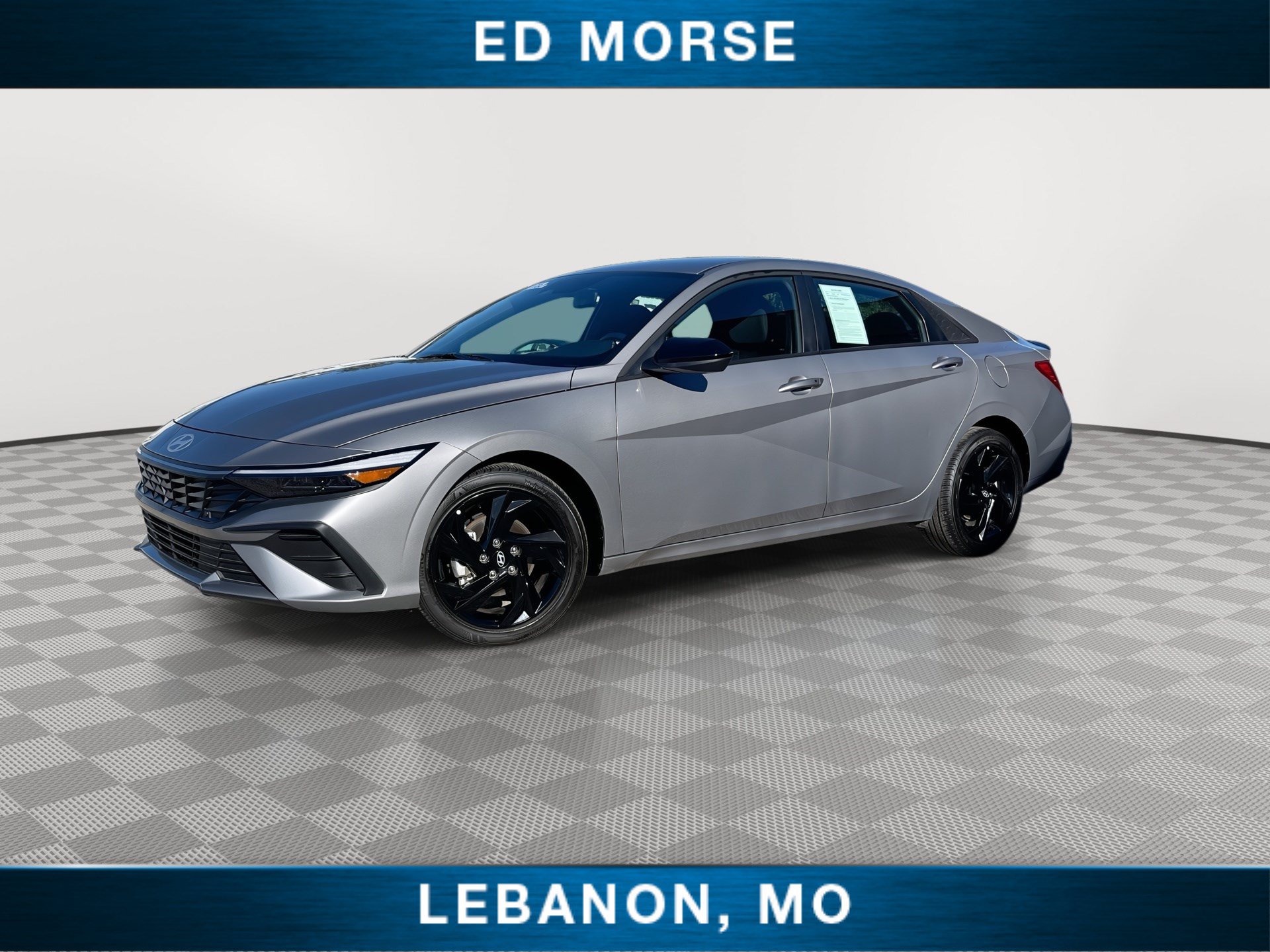 Used 2026 Hyundai Elantra Sport FWD image 4