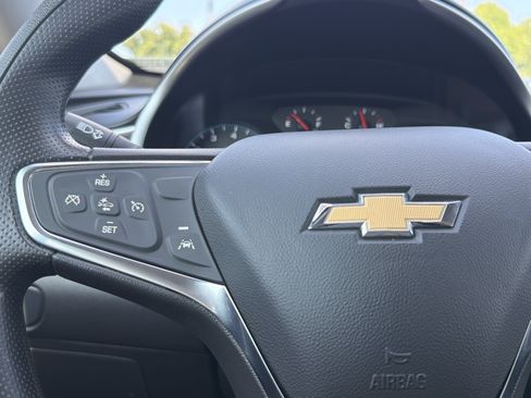 Used 2024 Chevrolet Malibu LT FWD image 10