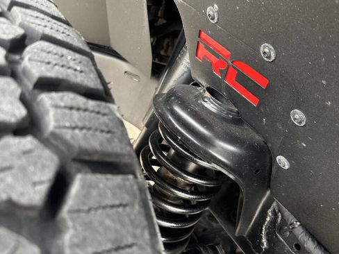 Used 2018 Jeep Wrangler Unlimited Sport S AWD/4WD image 20