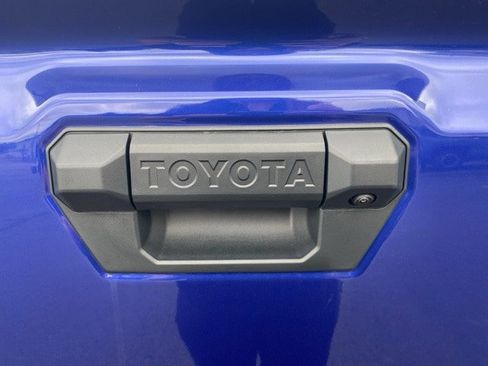 New 2025 Toyota Tacoma TRD Off-Road image 17