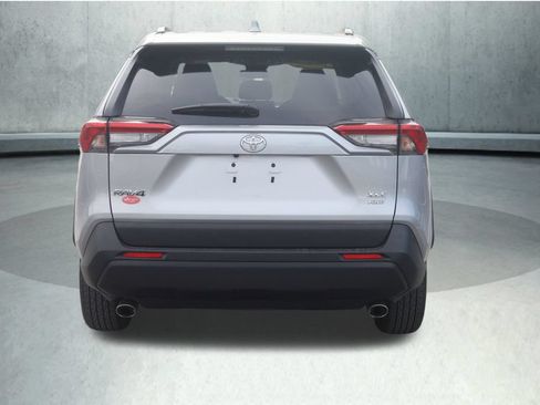 Certified 2025 Toyota RAV4 XLE AWD/4WD image 12