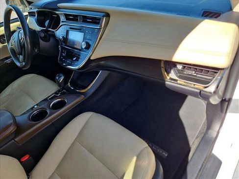 Used 2016 Toyota Avalon XLE Premium FWD image 23