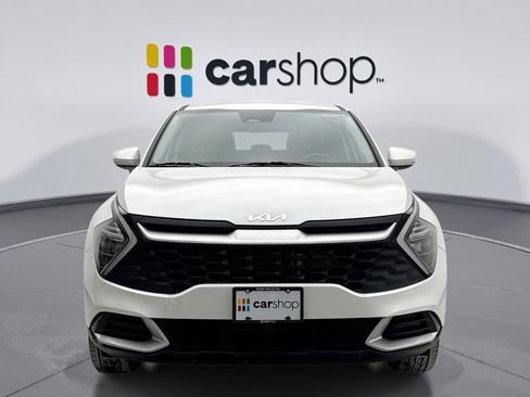 Used 2023 Kia Sportage LX image 8