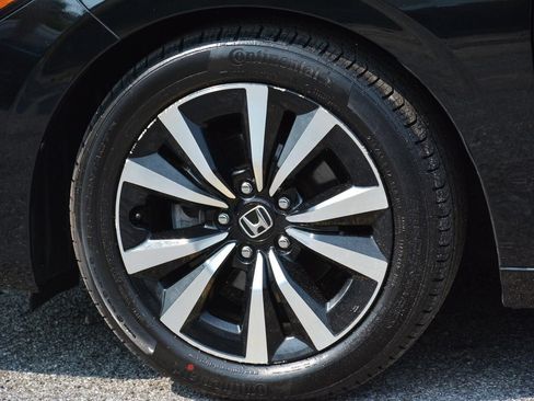 Certified 2023 Honda Civic EX-L image 33