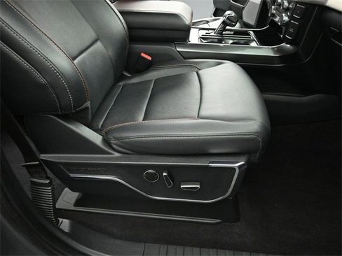 Certified 2023 Ford F150 Lariat w/ Equipment Group 502A High image 32