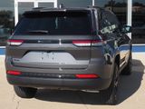 New 2025 Jeep Grand Cherokee Altitude image 4