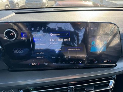 New 2026 Chevrolet Traverse LT image 39