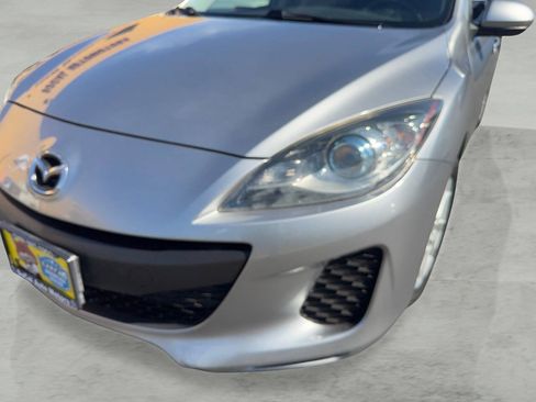 Used 2012 MAZDA MAZDA3 i Grand Touring w/ Tech Pkg FWD image 31