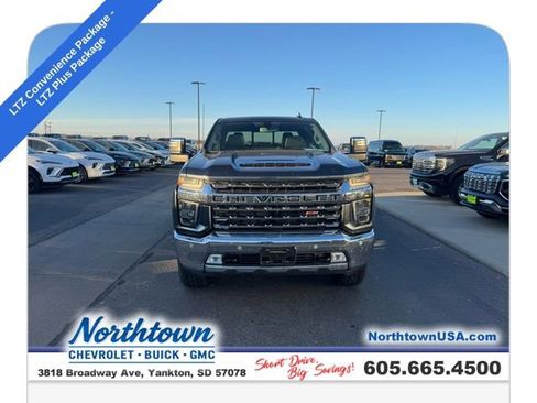 Used 2020 Chevrolet Silverado 2500 LTZ w/ LTZ Plus Package image 3