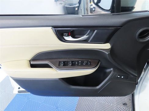 Used 2018 Honda Clarity Touring image 14