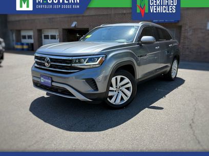 Used 2020 Volkswagen Atlas Cross Sport SE w/ Panoramic Sunroof Package