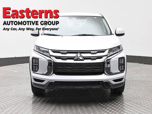 Used 2023 Mitsubishi Outlander Sport ES AWD/4WD image 2