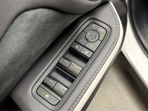 New 2026 Lexus TX 500h AWD image 35