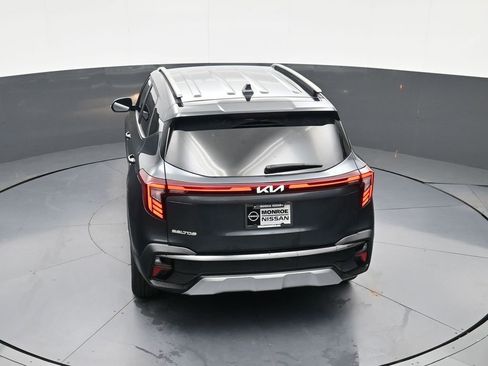 Used 2024 Kia Seltos S FWD image 29