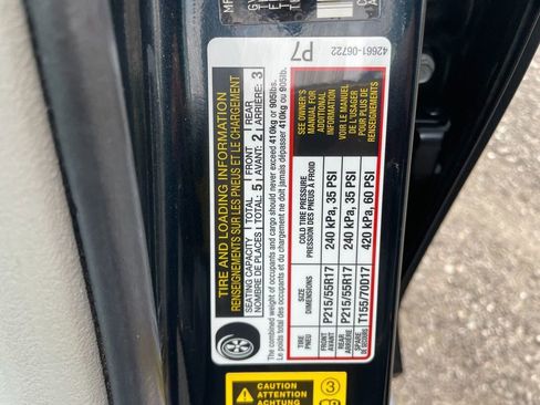 Used 2014 Toyota Camry XLE w/ Leather Package FWD image 32