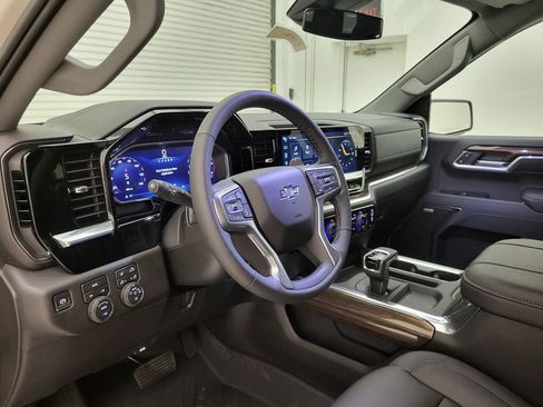 New 2026 Chevrolet Silverado 1500 RST w/ Dark Appearance Package image 33