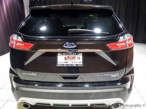 Used 2019 Ford Edge Titanium w/ Equipment Group 301A image 9