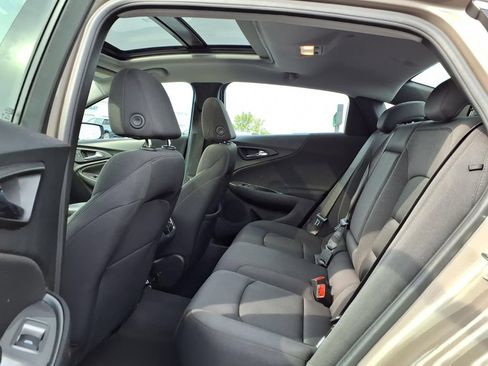 Used 2024 Chevrolet Malibu LT FWD image 23