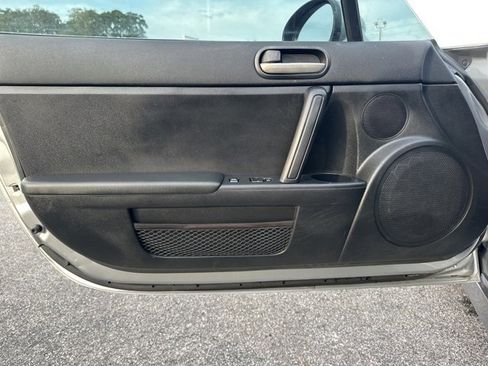 Used 2013 MAZDA MX-5 Miata Sport image 4