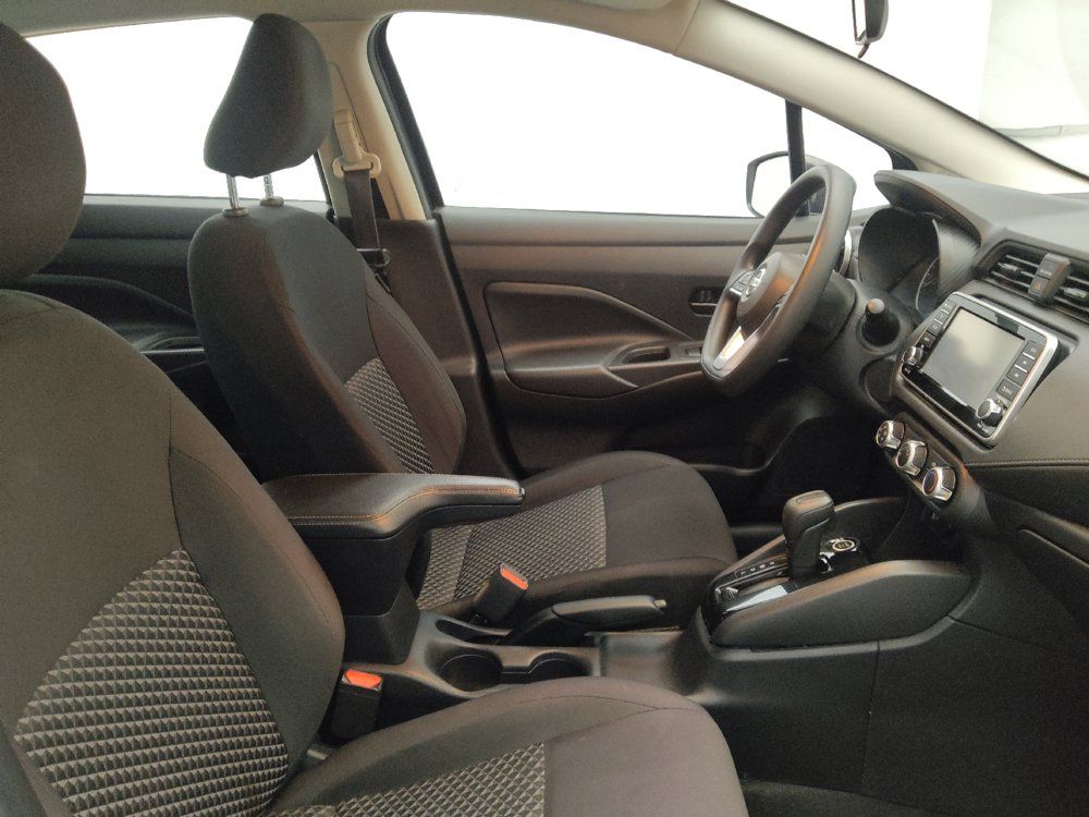 Used 2021 Nissan Versa S FWD image 21