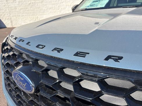 New 2025 Ford Explorer ST-Line w/ Premium Package image 24