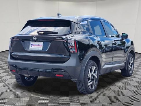 Used 2026 Nissan Kicks SV FWD image 11