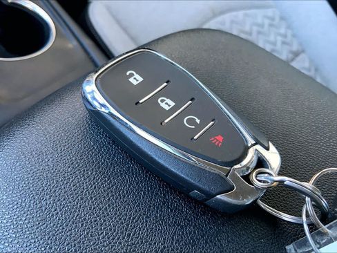 Used 2024 Chevrolet Equinox LS w/ LS Convenience Package FWD image 14