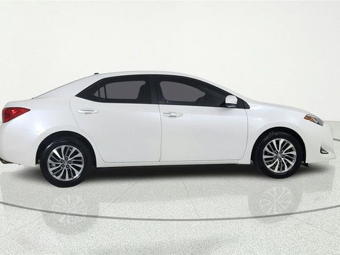 Used 2017 Toyota Corolla XLE FWD image 6