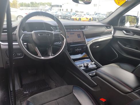 Used 2022 Jeep Grand Cherokee Trailhawk image 17