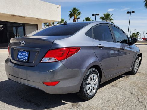 Used 2017 Hyundai Accent SE FWD image 4