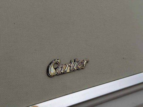Used 2003 Lincoln Town Car Cartier RWD image 10