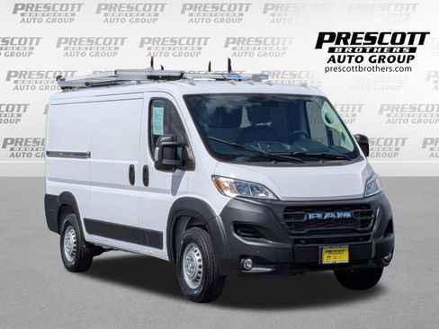 Used 2025 RAM ProMaster 2500 w/ Safety Group FWD image 1