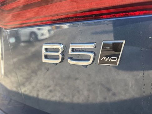 New 2026 Volvo XC60 B5 Plus w/ Climate Package image 10