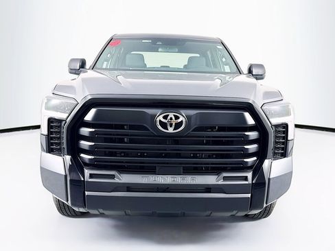 New 2026 Toyota Tundra SR image 2