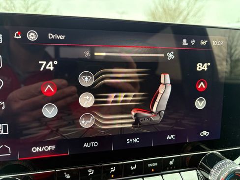 New 2025 GMC Canyon Elevation w/ Convenience Package image 31