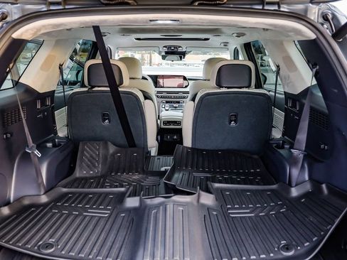 Used 2024 Hyundai Palisade Calligraphy image 31