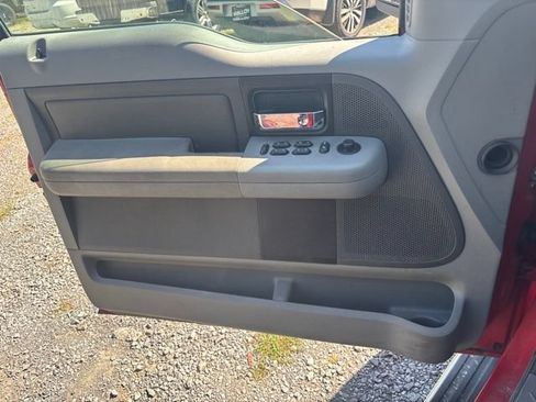 Used 2007 Ford F150 XLT AWD/4WD image 7